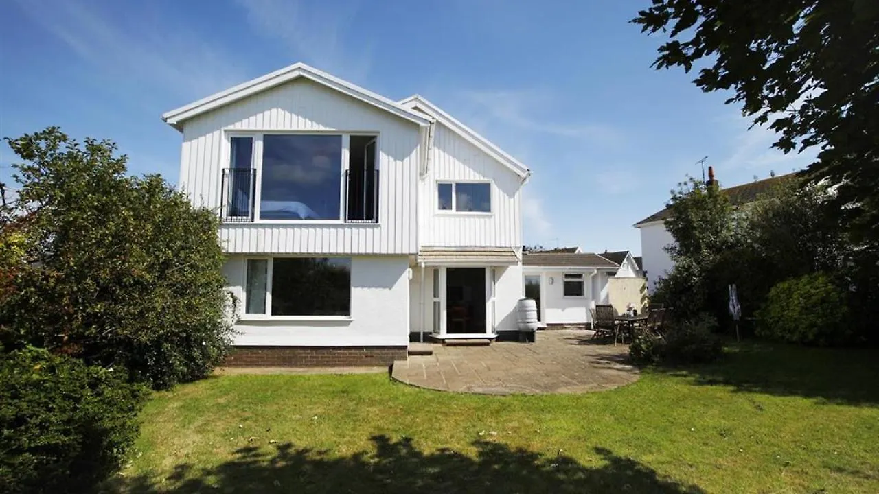Trelau Villa Parkmill 0*,  United Kingdom